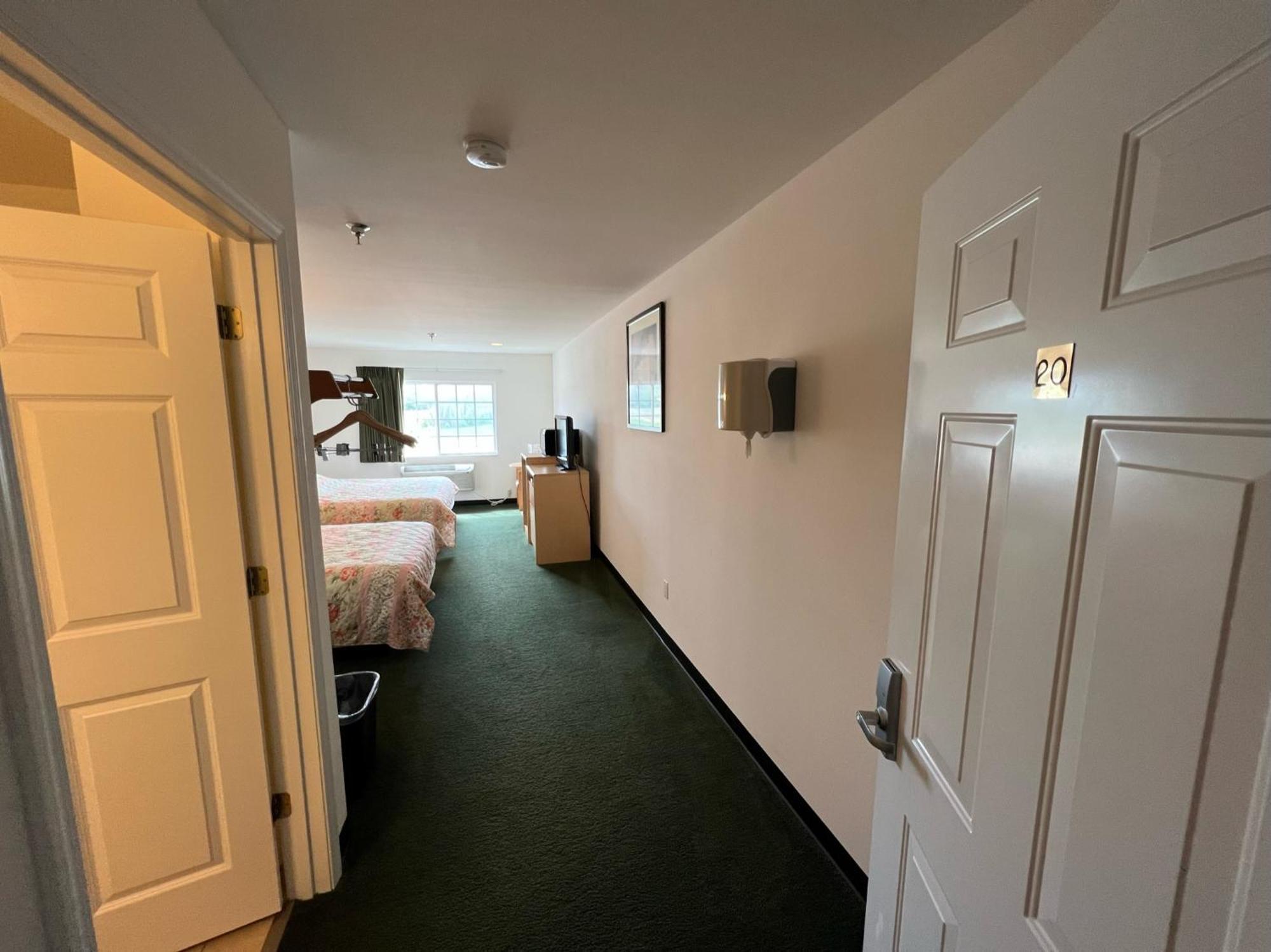 Red Bud Country Inn エクステリア 写真